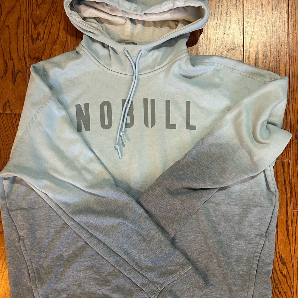 NOBULL  Blue Ombré Hoodie Sweater